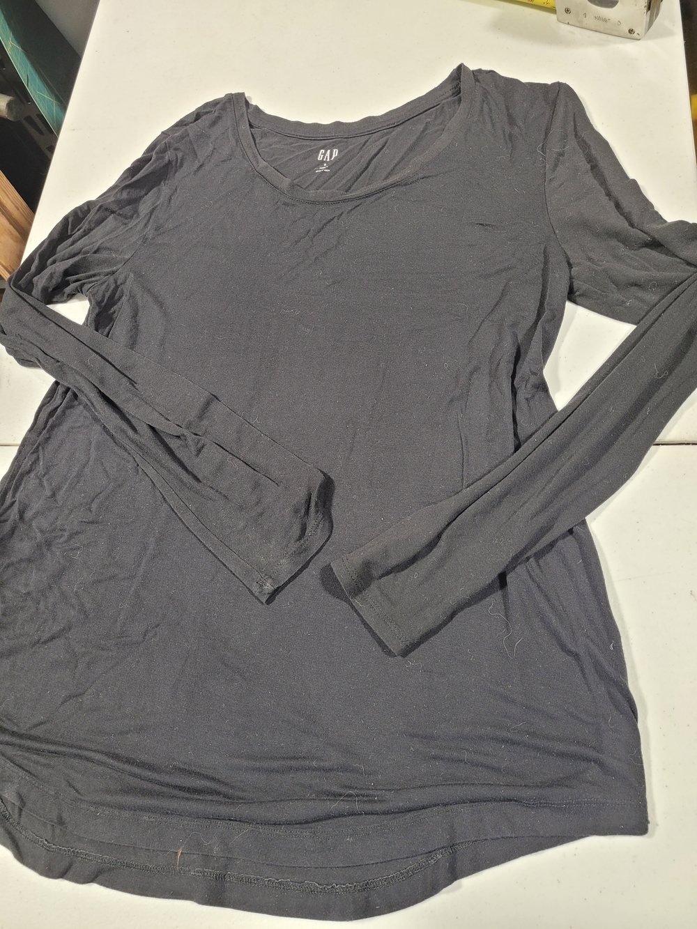 GAP Long Sleeve Scoop Neck Top - Black